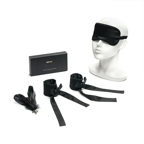 BDSM Eye Mask – Satin 4-piece bondage kit (QS-004)