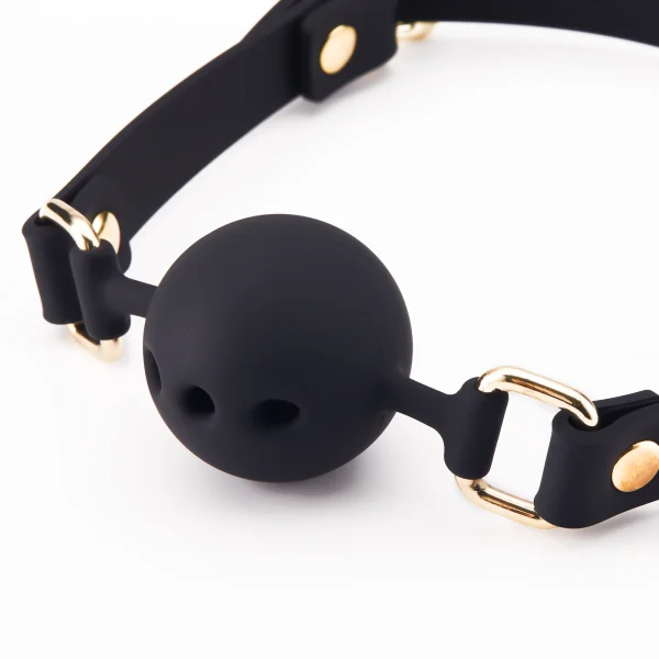 Ball Gag – Full silicone three-hole ball (ZW-091A) - Image 4